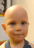 Ádám daganatos kisfiú